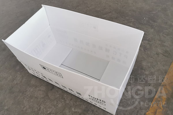 中空板箱價(jià)格與紙箱相比有優(yōu)勢嗎？